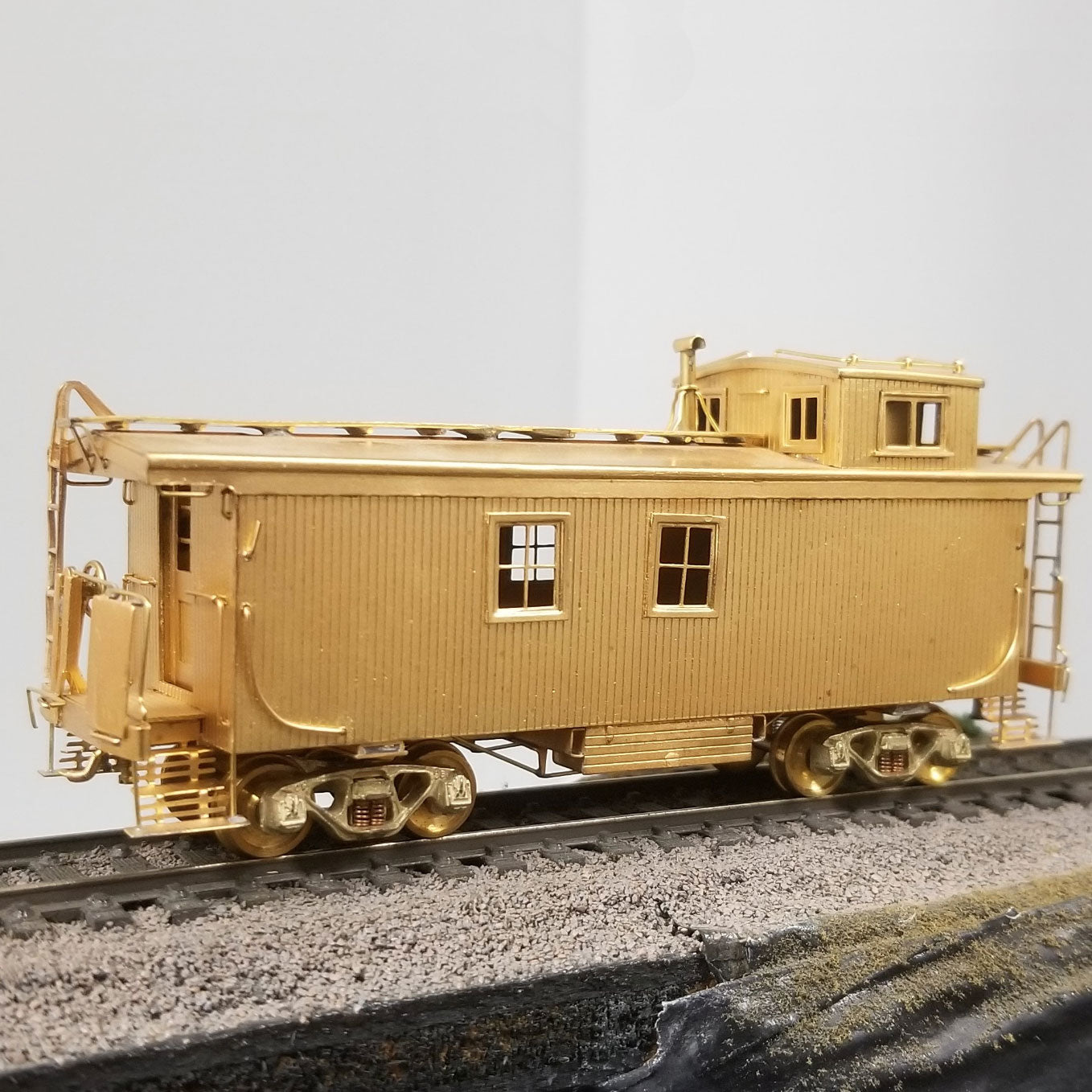 Brass VH/Samhongsa CNR wood caboose