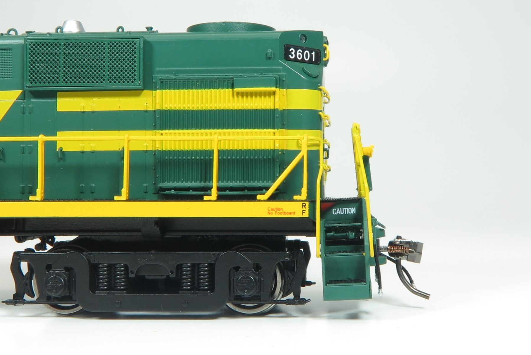 HO RS-11 (DC/DCC/Sound): Central Vermont - Green w/Noodle: #3606