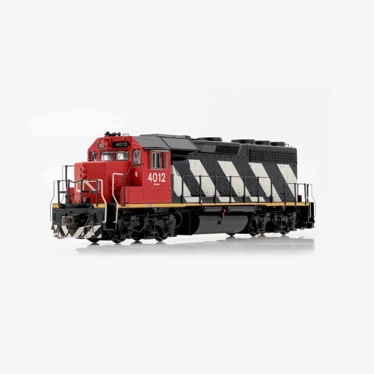 HO EMD GP40 (DC/Silent): CN - Stripes: #4013