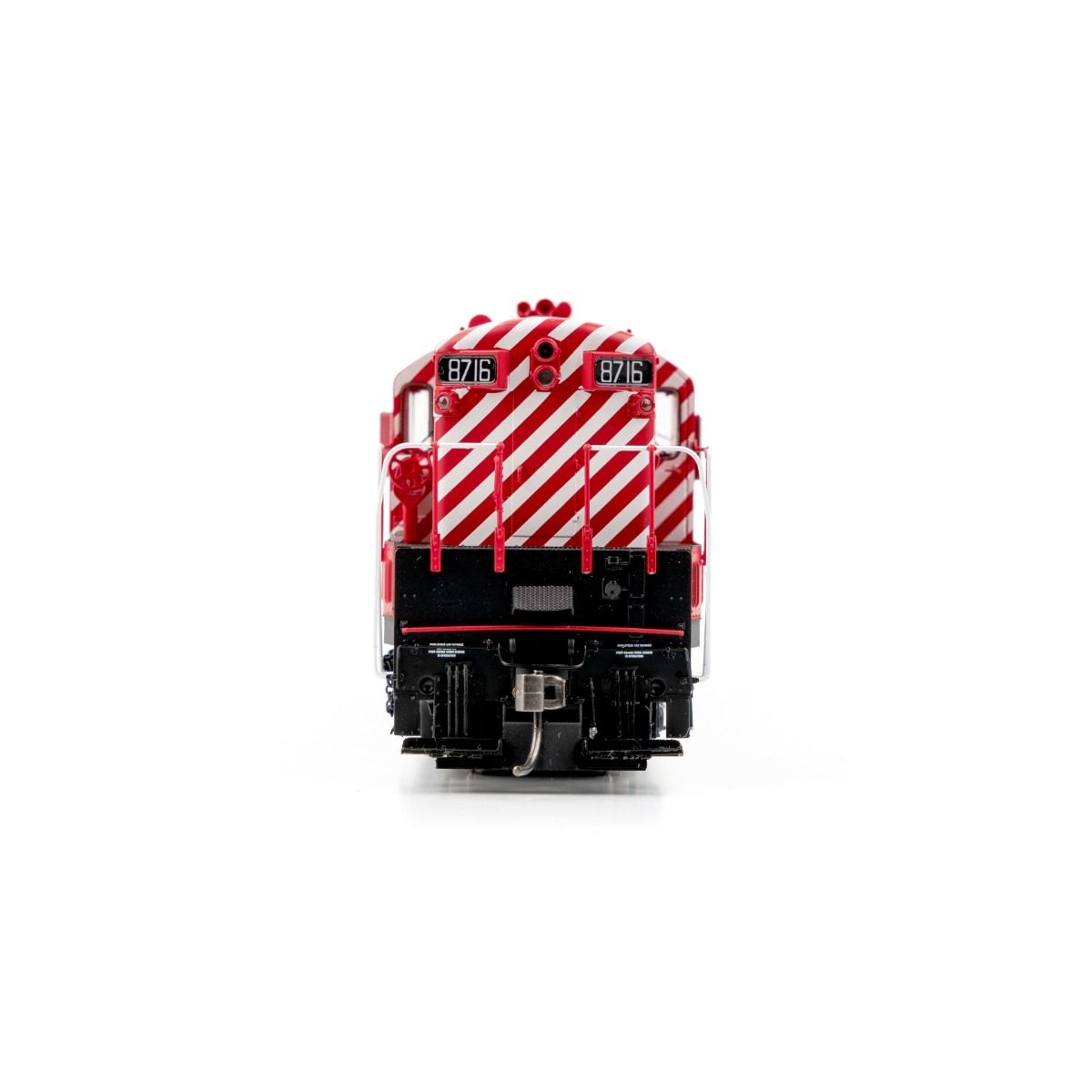 HO H16-44 (DC/DCC/Sound): CP Rail - Action Red Scheme:: #8712