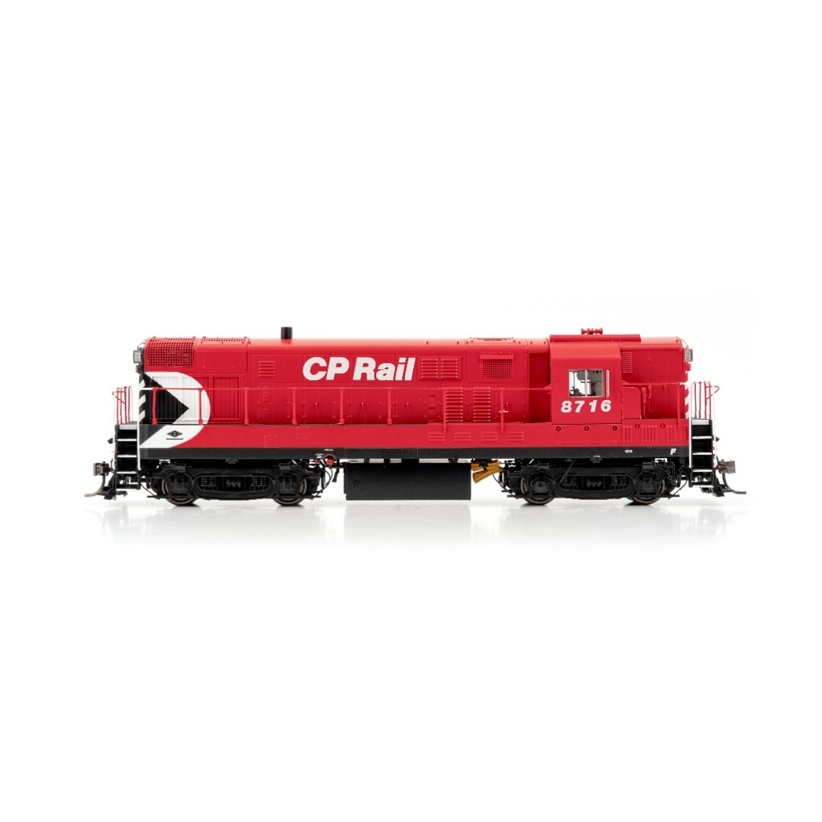 HO H16-44 (DC/DCC/Sound): CP Rail - Action Red Scheme:: #8712