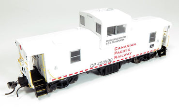 HO Angus Wide-Vision Caboose: CP Engineering Services #420990