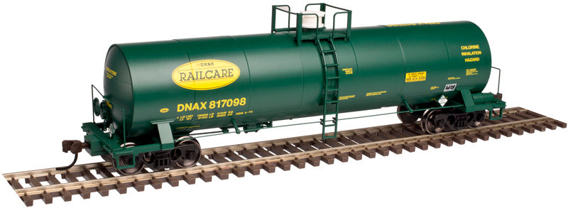HO 17,360 Gallon Tank Car: Dana Railcare #817098
