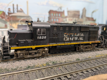 **PREVIOUSLY OWNED, WEATHERED (see photos)** HO MLW RS-18u: Ottawa Central #1828