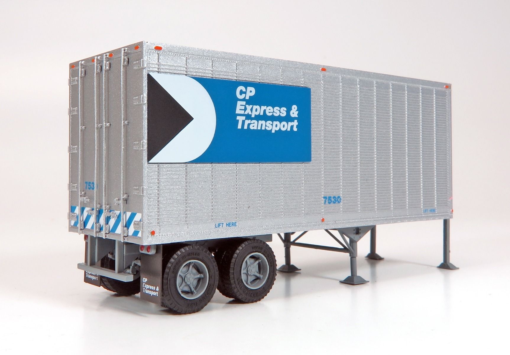 HO 26ft Can-Car Trailer: CP Express & Transport #7530