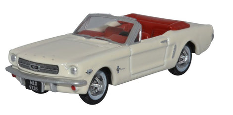 1:87 1965 Ford Mustang Convertible (Open): Wimbledon White (Goldfinger)
