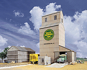 HO Valley Growers Association Steel Grain Elevator -- Kit