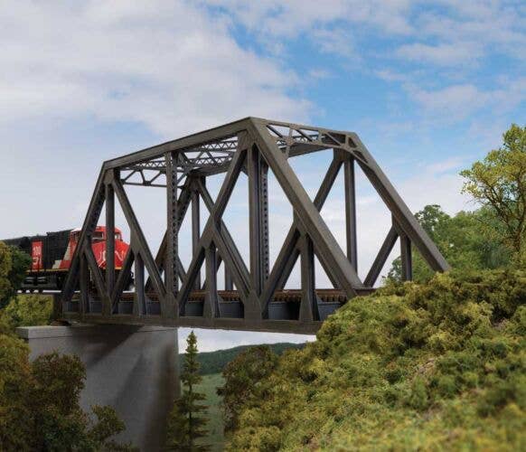 HO 97' Subdivided Warren Truss Bridge - Single-Track -- Kit