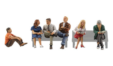 HO - People Sitting