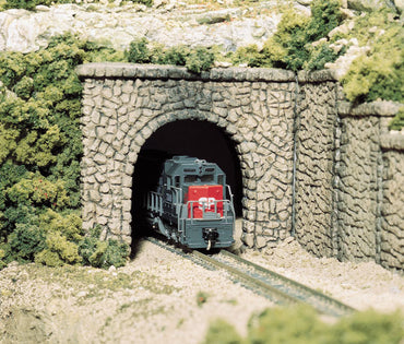 Single-Track Tunnel Portal: Random Stone